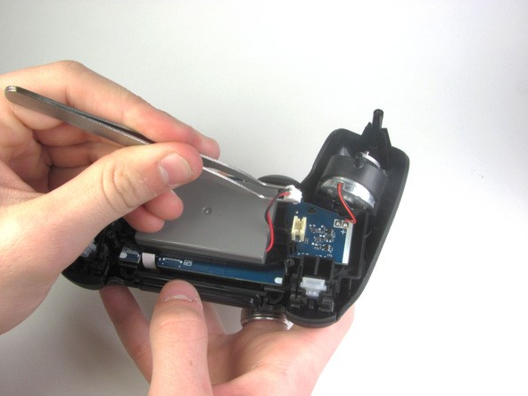 آموزش کامل و گام به گام تصویری تعویض باتری دسته PS4